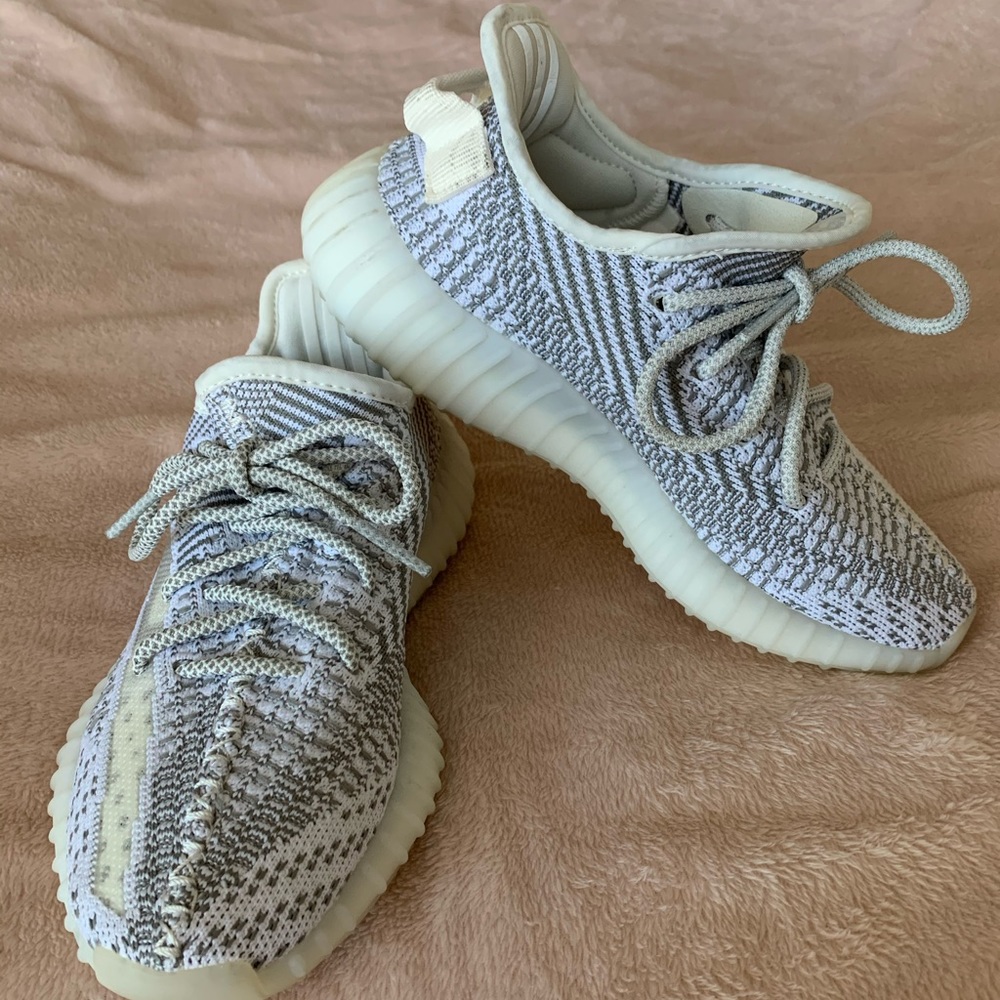 Yeezy Boost 350 V2 “Static”